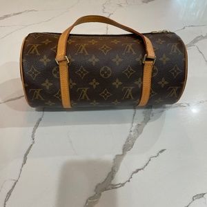 Louis Vuitton Papillon 26 Handbag